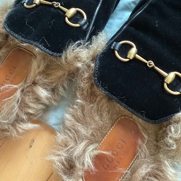 Gucci Black and Brown Fur Loafers - Picture 3 of 6